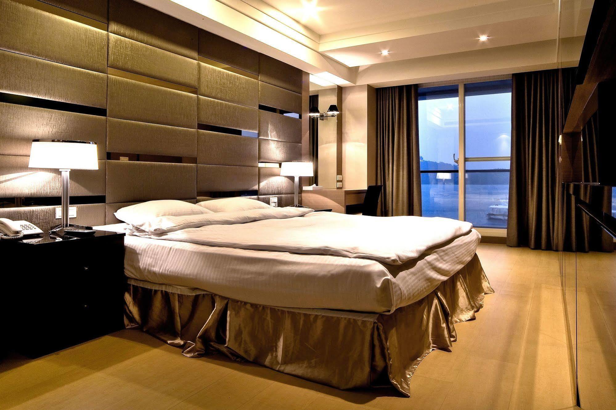 Spa Home Sun Moon Lake Luxury Lakeside Hotel Yuchi Dış mekan fotoğraf