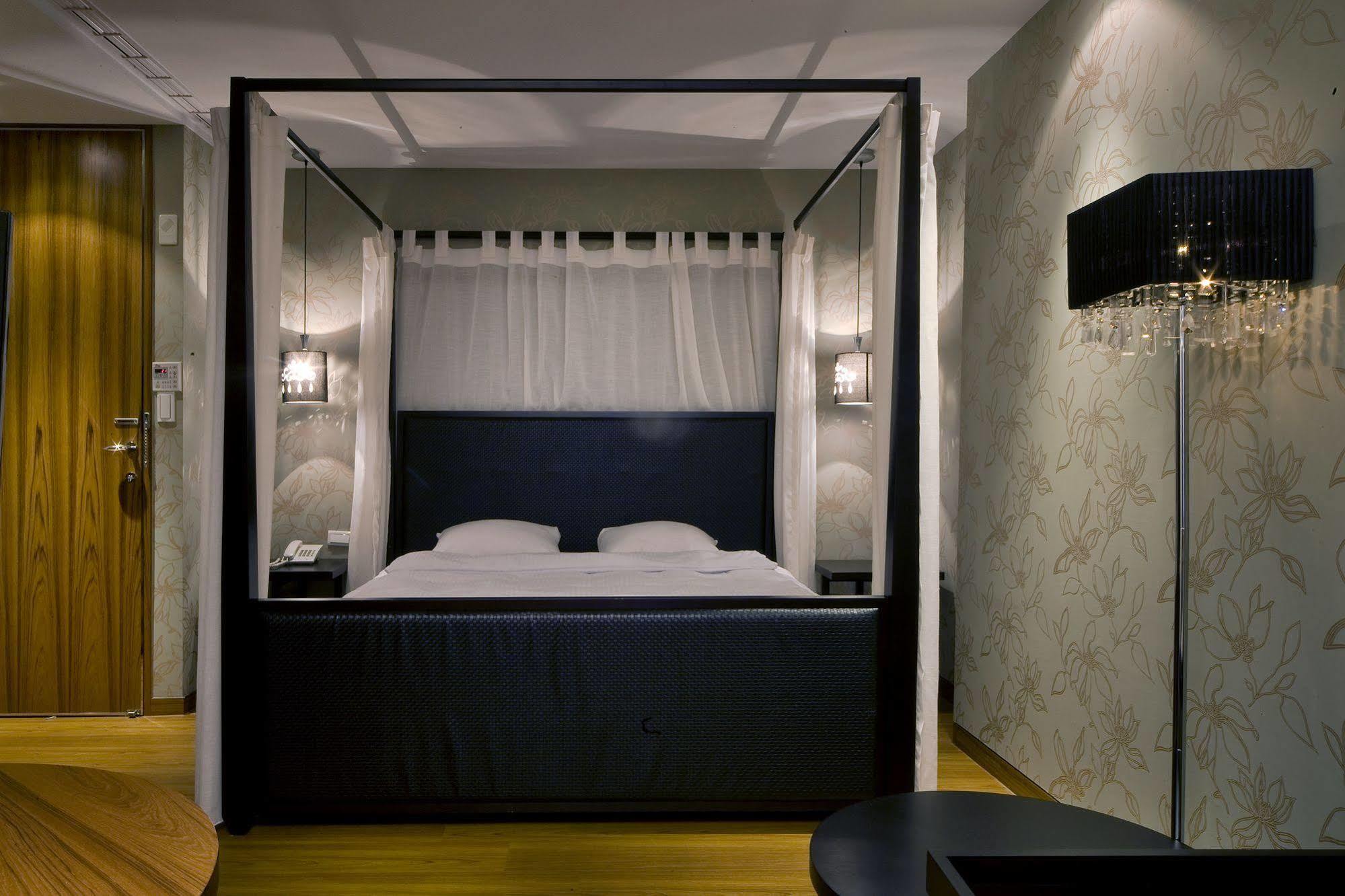 Spa Home Sun Moon Lake Luxury Lakeside Hotel Yuchi Dış mekan fotoğraf